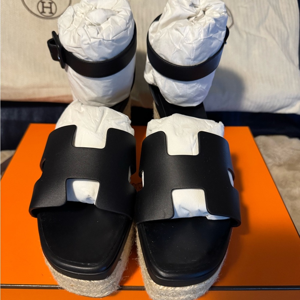 Hermes Black Espadrilles with H-Shaped Straps 100% Authentic
Brand new